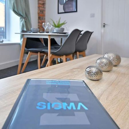 Lyndale House - By Sigma Stays Crewe Extérieur photo