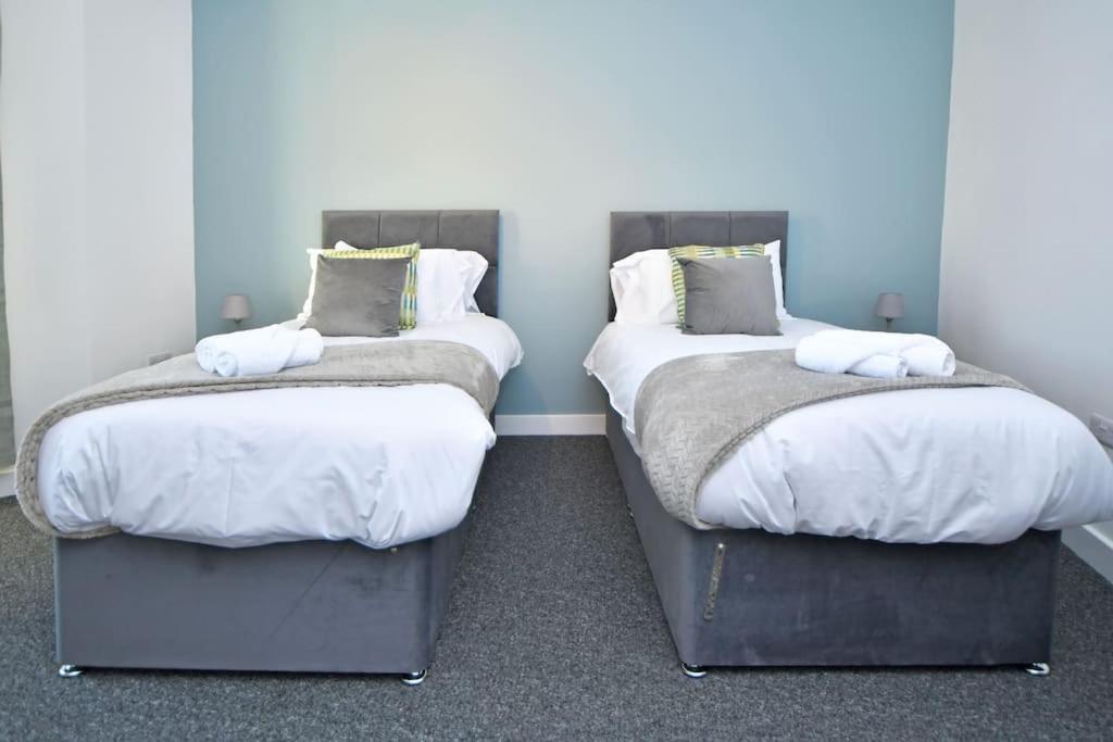 Lyndale House - By Sigma Stays Crewe Extérieur photo